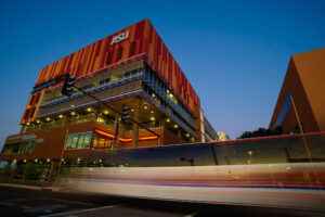 亚利桑那州立大学（ASU）团队入围国家竞赛，最高可获100万美元帮助亚利桑那州中产阶级。